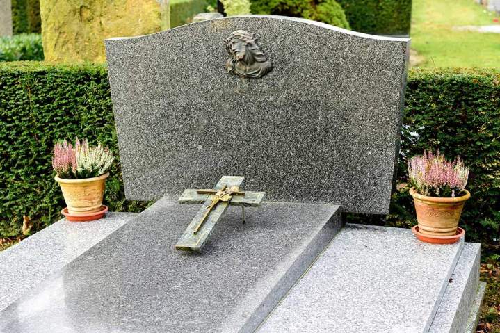 Granite Grass Marker DeLand